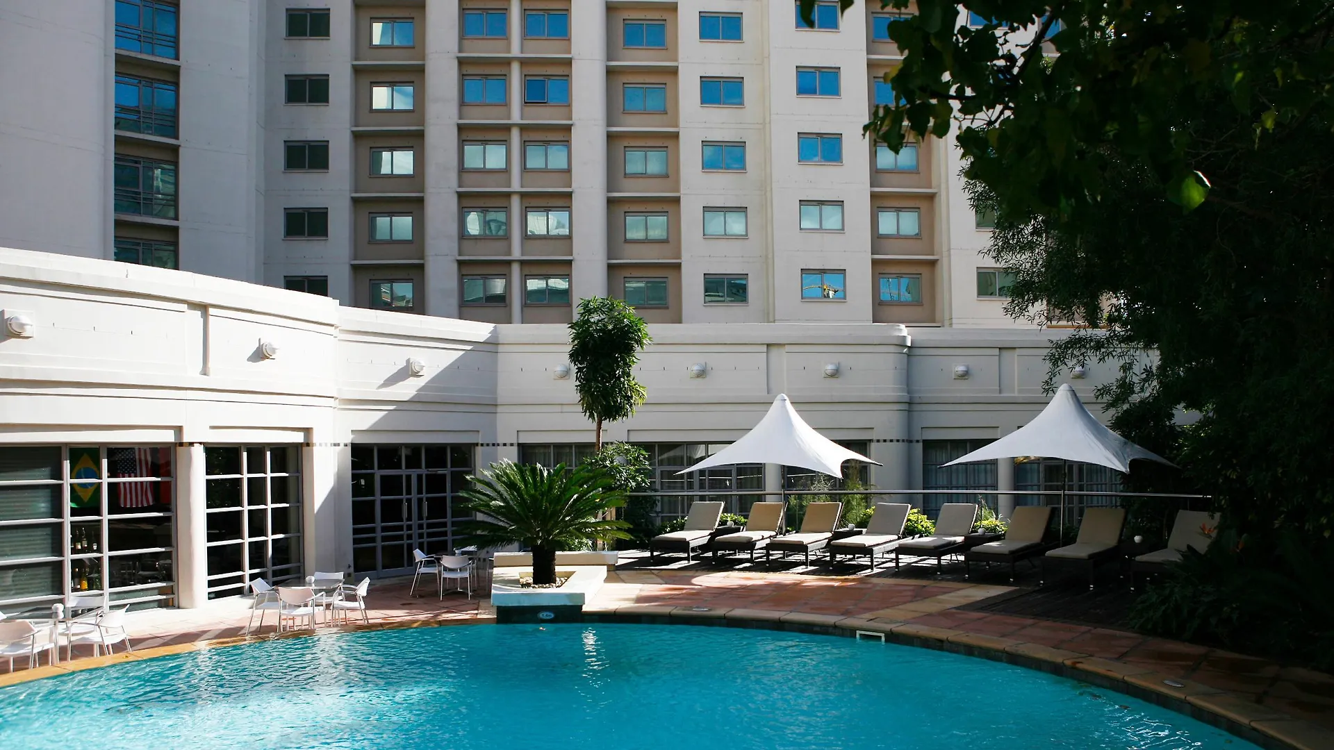 Southern Sun Waterfront Cape Town 4*,